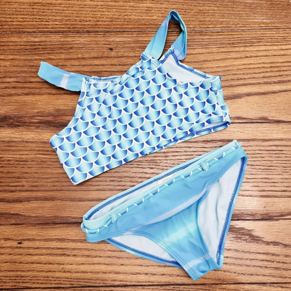 Girls 2 piece swim suit